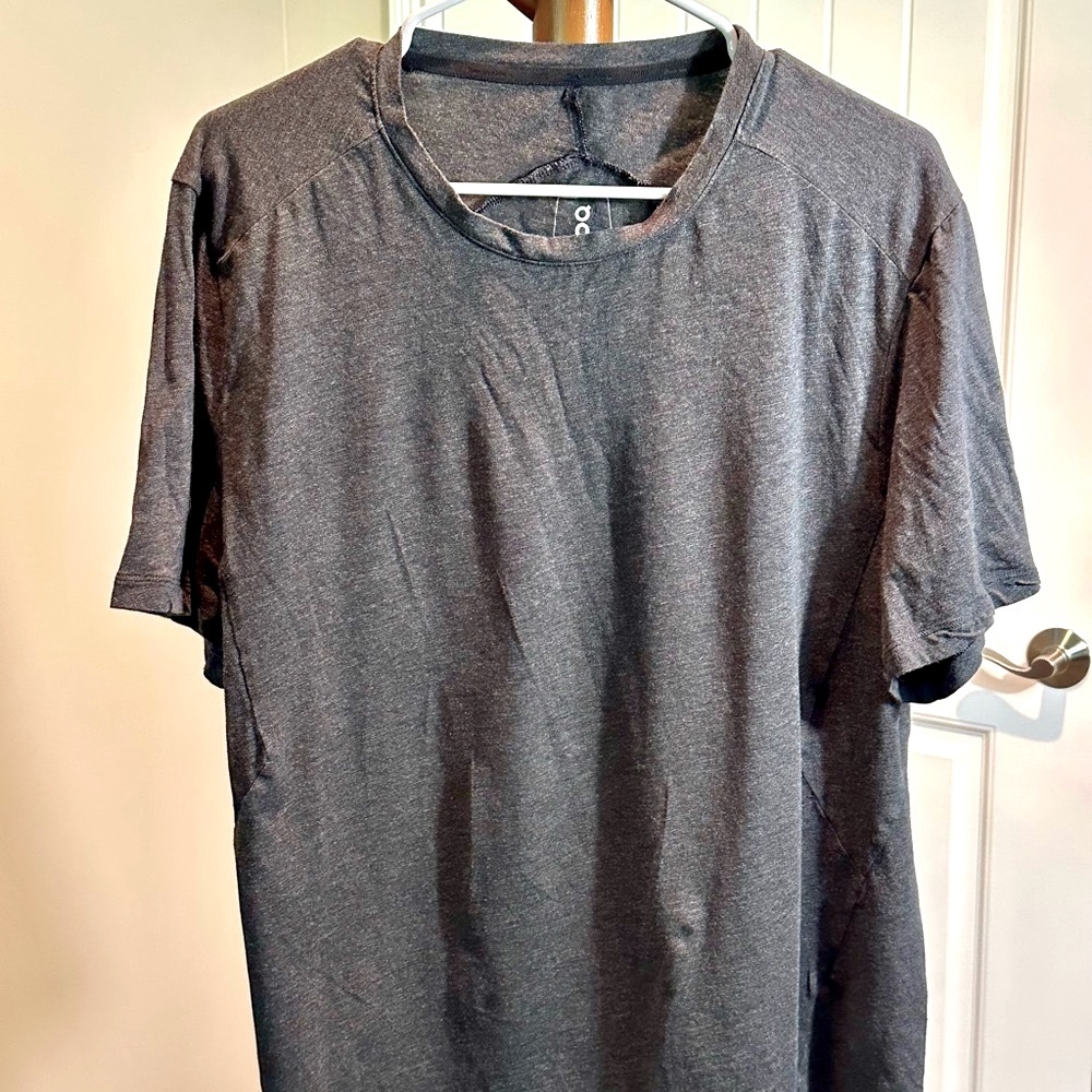 On Running Gray Crew Neck Short Sleeve Tee
